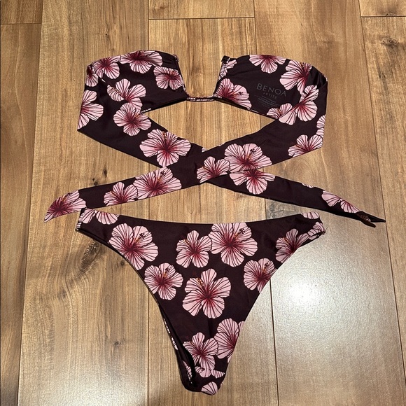 SOLD - Picture 2 of 3